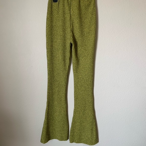 SOLD NWT urban outfitters Rosie ribbed flare pant - Picture 6 of 7